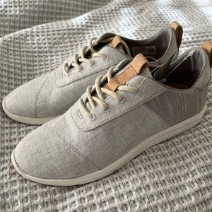 Toms Sneakers
